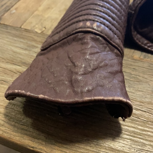 Wilson’s XS Leather Jacket - Picture 10 of 11